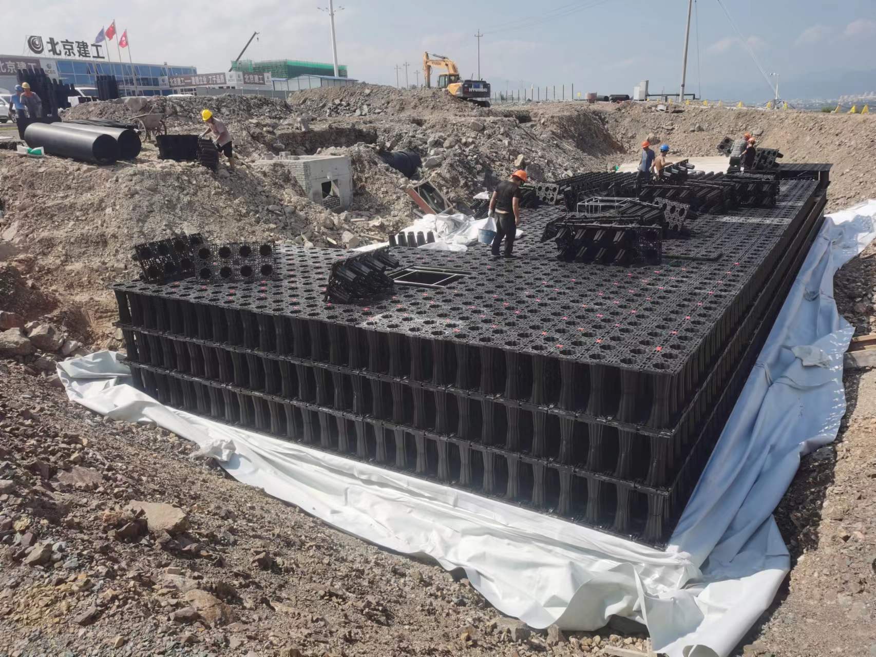 1697158221112079.jpg 4.jpg