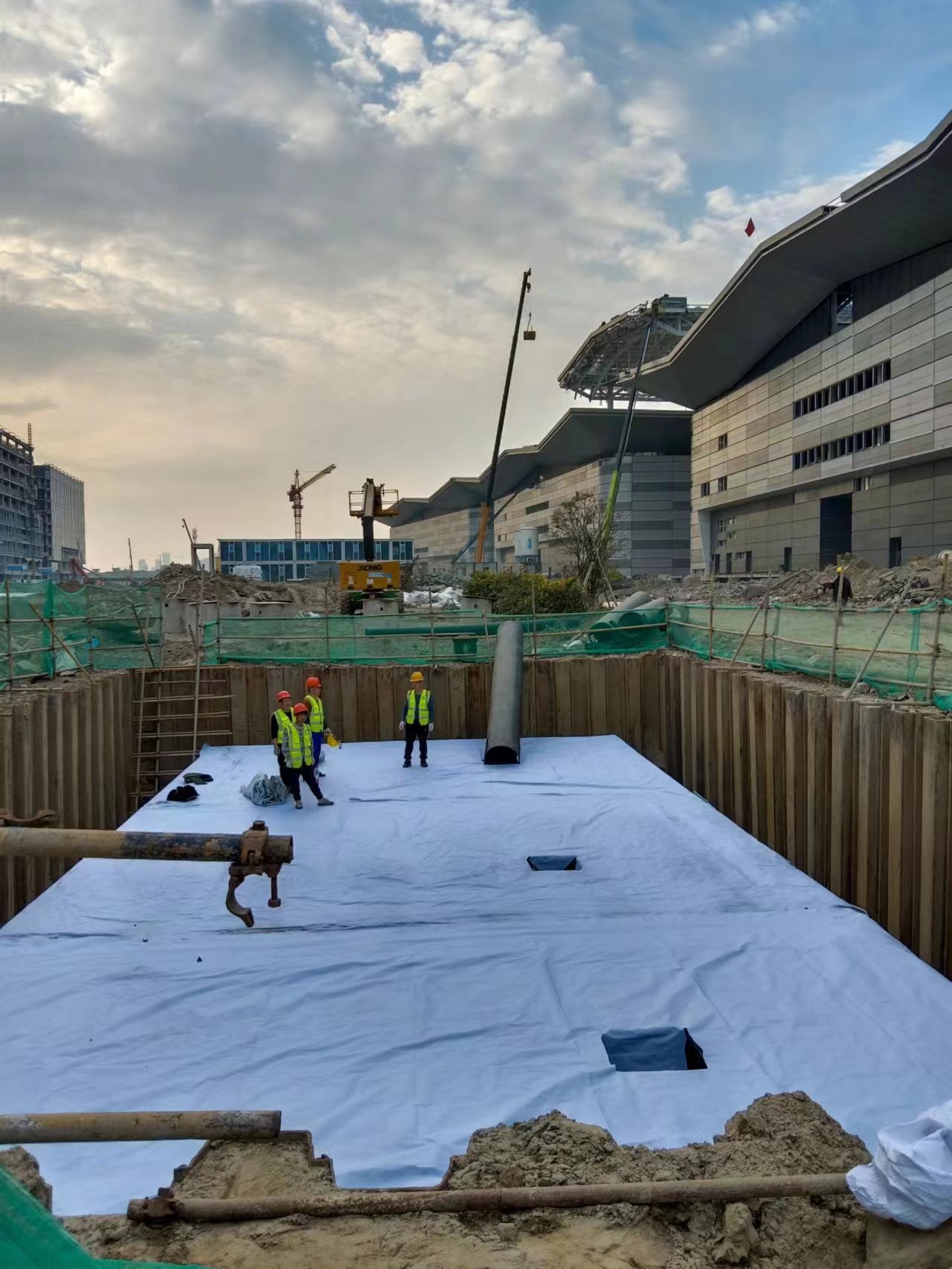 1705108542176225.jpg 5.jpg